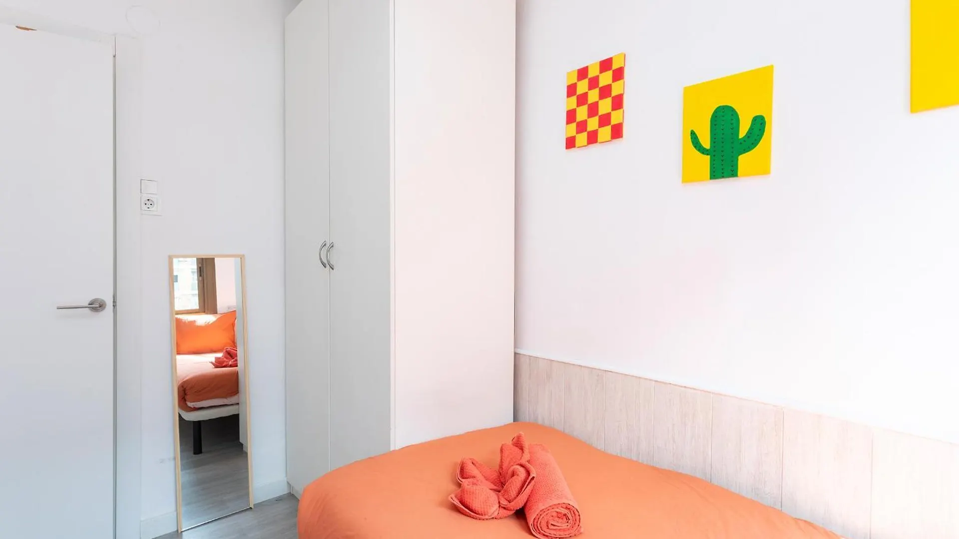 Key Barcelona Diagonal Mar Apartment